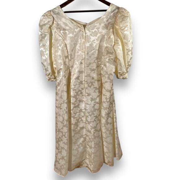 Vintage 80s Wedding Dress Sweetheart Neck Puff Sleeve Jacquard Ivory Sz 22 - Picture 4 of 12